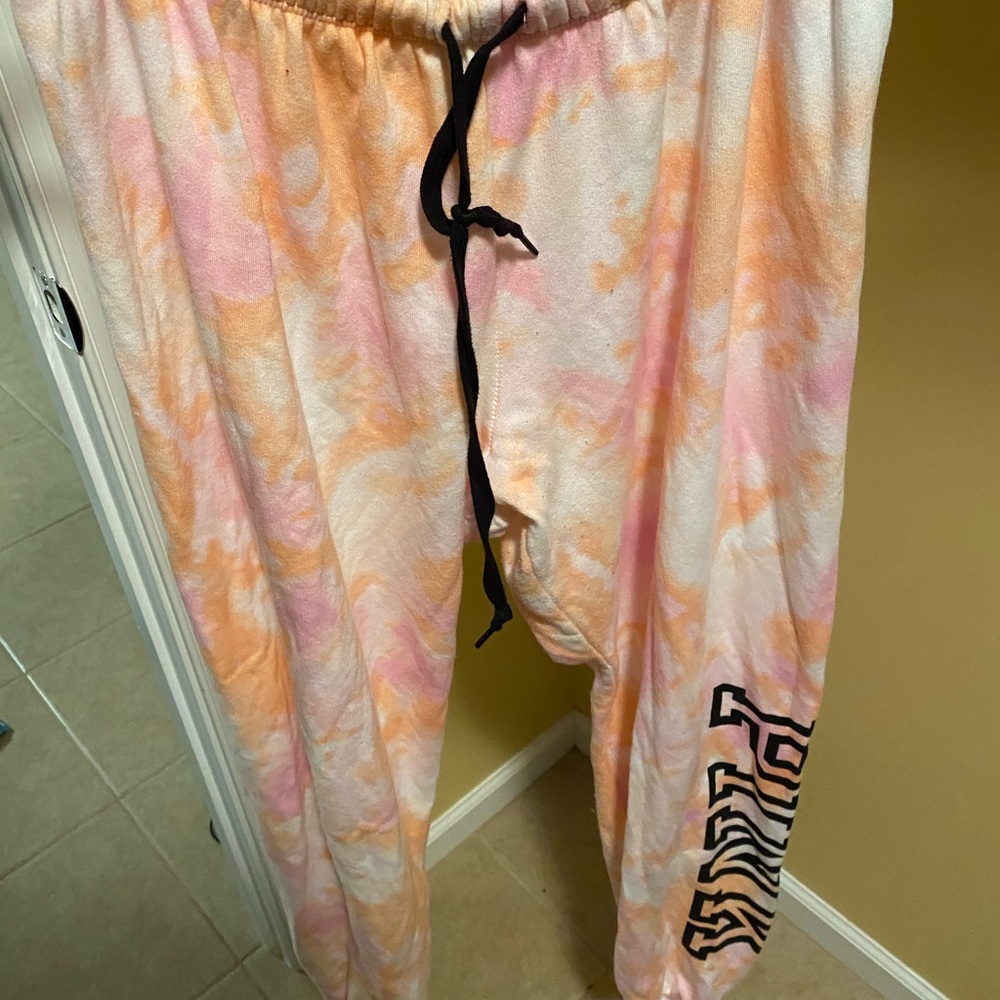 VS Pink Tye-Dye Sweatpants
